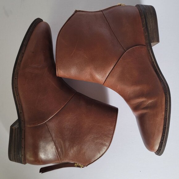 UGG Bruno Leather Ankle Booties With Back Zip. Size US 7/EU 38 - Picture 5 of 11